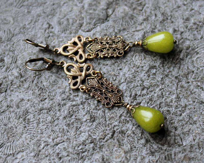 Edelstein-Ohrringe Moon-Sisters Grün | Messing Jade Wicca Pagan von Drachenfliege