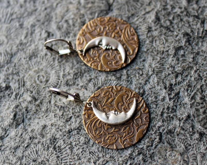 Two Tone-Ohrringe Floral Moon Messing | Silber von Drachenfliege