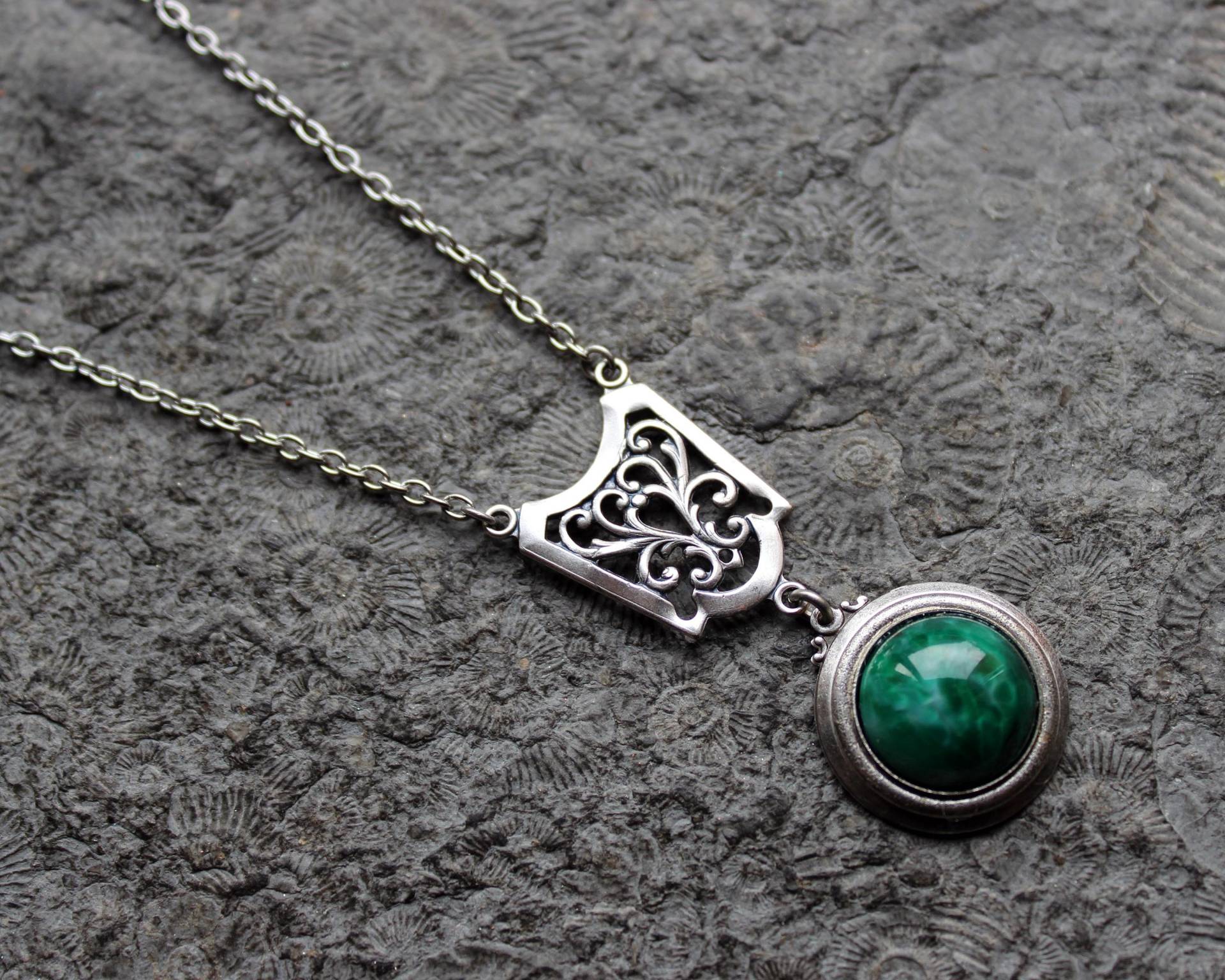 Unikat Cabochon-Collier Green Marble Kette Grün | Silber Vintage Unikat Cabochon-Collier Green Marble Kette Grün | Silber Vintage von Drachenfliege