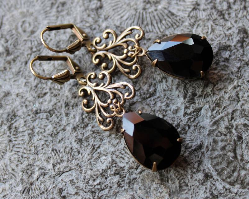 Unikat Cabochon-Ohrhänger Helena Schwarz | Messing Art Nouveau Vintage Unikat Cabochon-Ohrhänger Helena Schwarz | Messing Art Nouveau Vintage von Drachenfliege