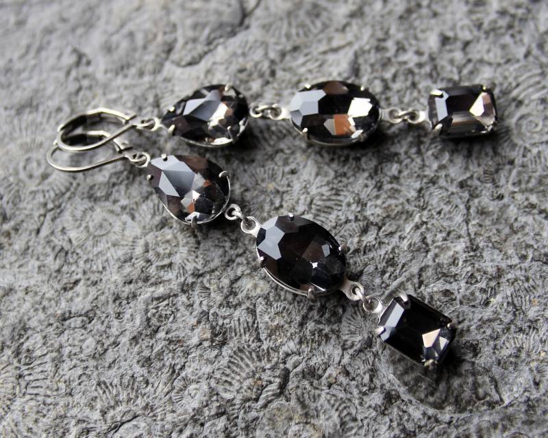 Unikat Cabochon-Ohrringe Simply Precious Grau | Silber Vintage von Drachenfliege