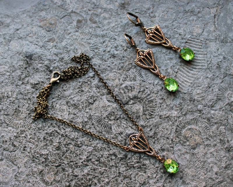 Unikat Cabochon Schmuck-Set Jugendstil Messing | Bronze Grün Unikat Cabochon Schmuck-Set Jugendstil Messing | Bronze Grün von Drachenfliege