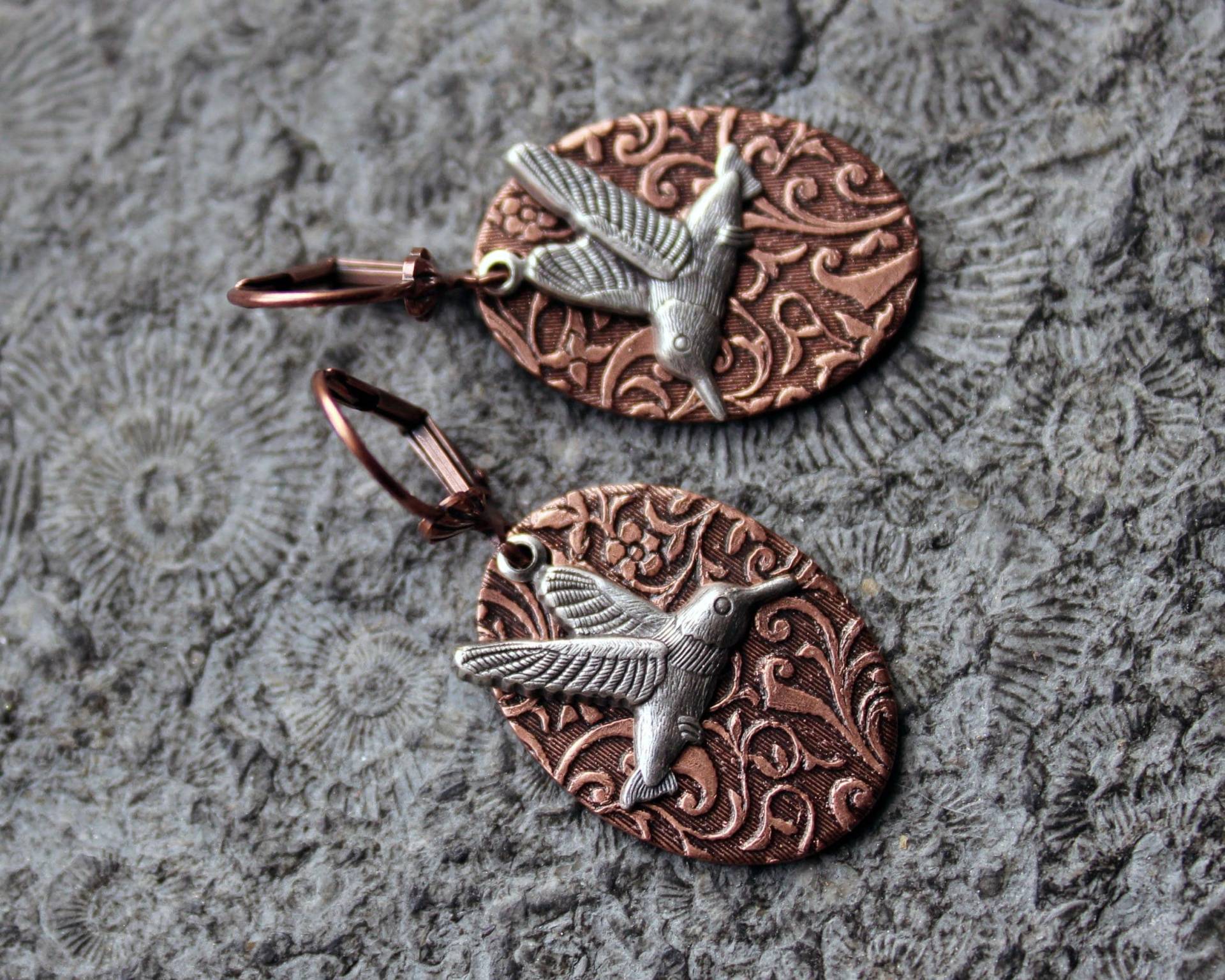 Unikat Two Tone-Ohrringe Copper Colibri Kupfer | Silber Unikat Two Tone-Ohrringe Copper Colibri Kupfer | Silber von Drachenfliege