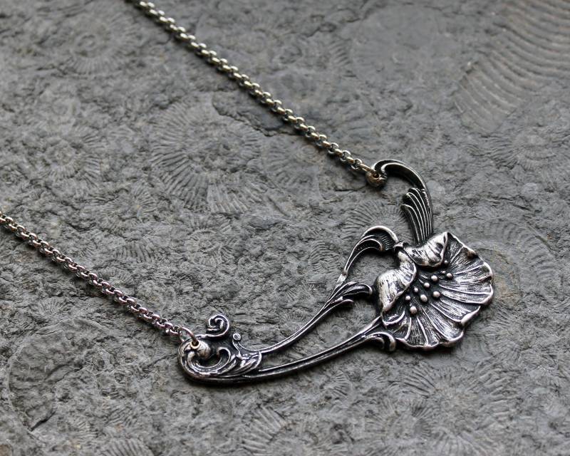 statement Collier-Kette Mohnblüte Silber Jugendstil Vintage von Drachenfliege