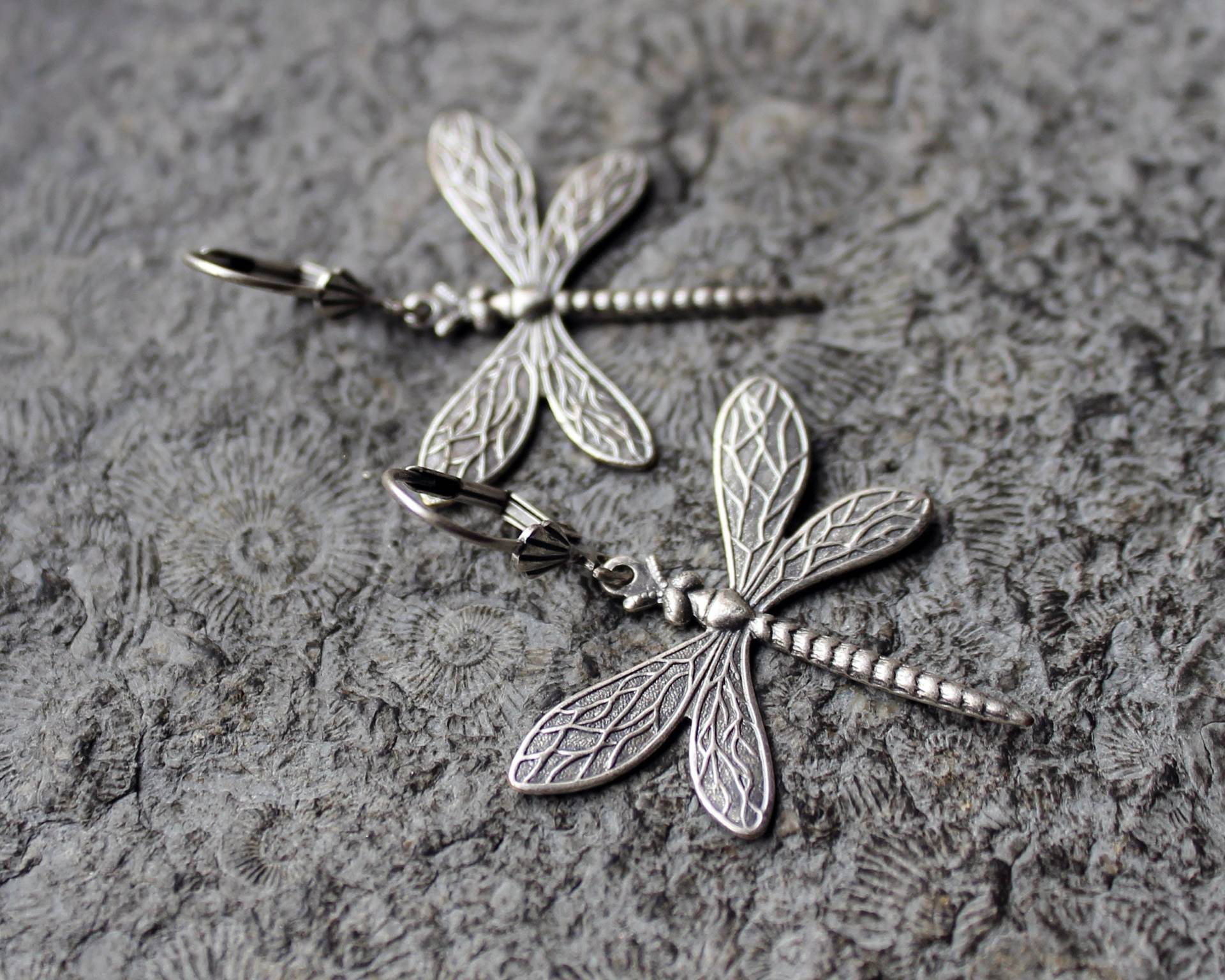 statement-Ohrhänger Silber-Libellen Messing Vintage statement-Ohrhänger Silber-Libellen Messing Vintage von Drachenfliege