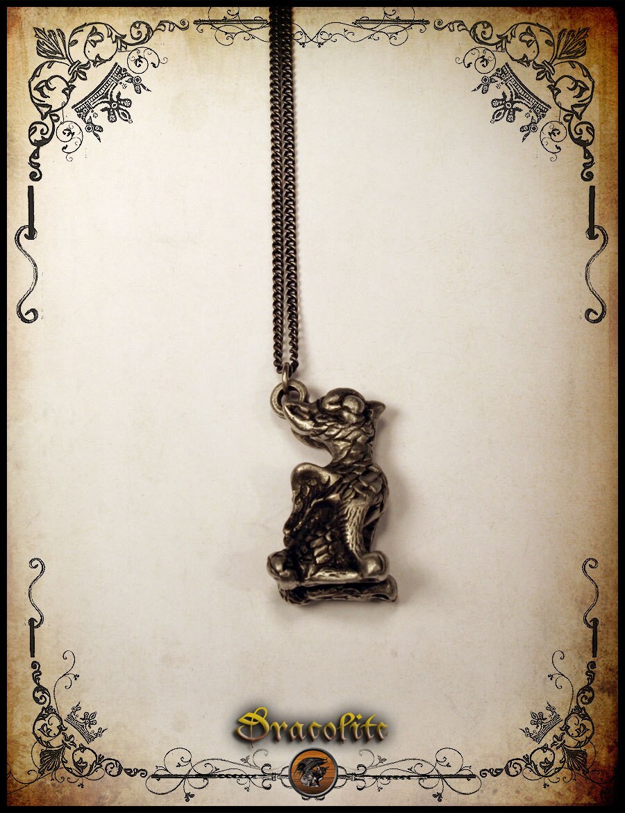 Baby Griffin Anhänger Schmuck - Handgemachter von Dracolite