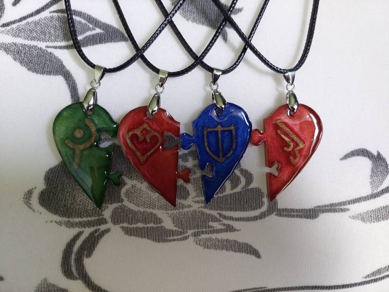 Eternal Elegance 2 Ffxiv Necklace Of Job Symbols For Couples, Friends Or Bff's - Halskette Mit Symbolen Für Paare, Freunde Oder Eternal Elegance 2 Ffxiv Necklace Of Job Symbols For Couples, Friends Or Bff's - Halskette Mit Symbolen Für Paare, Freunde Oder von DracoCat
