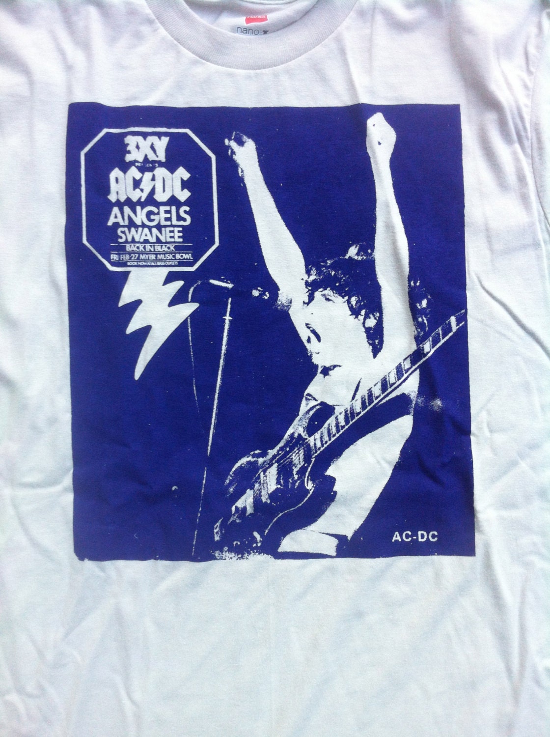 Ac/Dc Konzert Poster 1981 Shirt Ac/Dc Konzert Poster 1981 Shirt von DragonDesignPrints