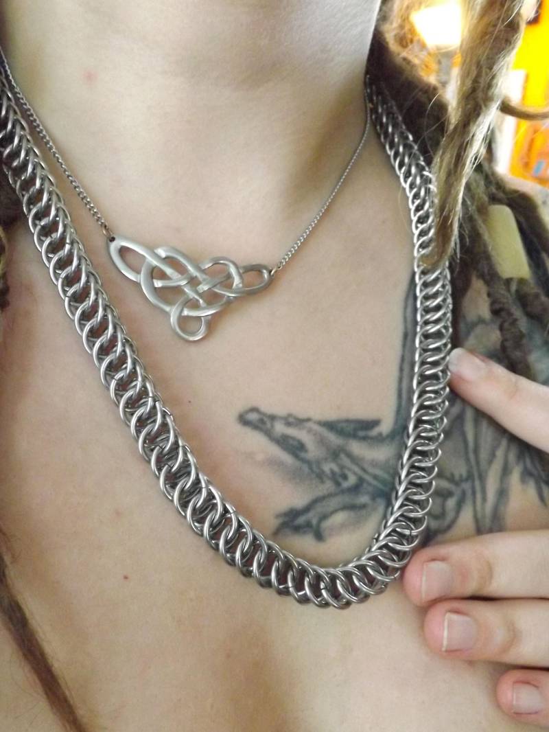 Edelstahl Chainmaille Halskette - Halbpersisch 4 in 1 Kettenanhänger Auf Bestellung Verschiedene Längen Edelstahl Chainmaille Halskette - Halbpersisch 4 in 1 Kettenanhänger Auf Bestellung Verschiedene Längen von DragonHeARTSpace