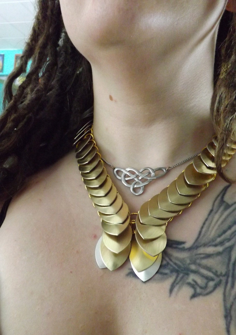 Waage Halskette - Kette Und Mail Dragonscale Scalemaille Maßanfertigung Alle Farben Verfügbar Waage Halskette - Kette Und Mail Dragonscale Scalemaille Maßanfertigung Alle Farben Verfügbar von DragonHeARTSpace