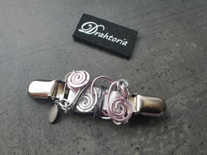 Clip Für Cardigan Bluse Jackenclip Schalklammer Vom Schmucklabel Drahtoria Clip Für Cardigan Bluse Jackenclip Schalklammer Vom Schmucklabel Drahtoria von Drahtoria