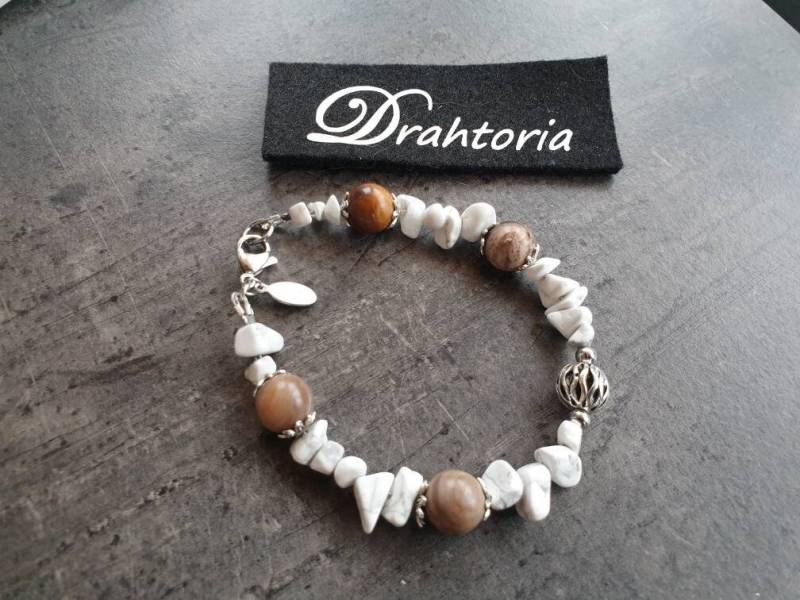 Armband Mit Howalite Nuggets Und Heilstein Nach Wunsch Vom Schmucklabel Drahtoria von Drahtoria