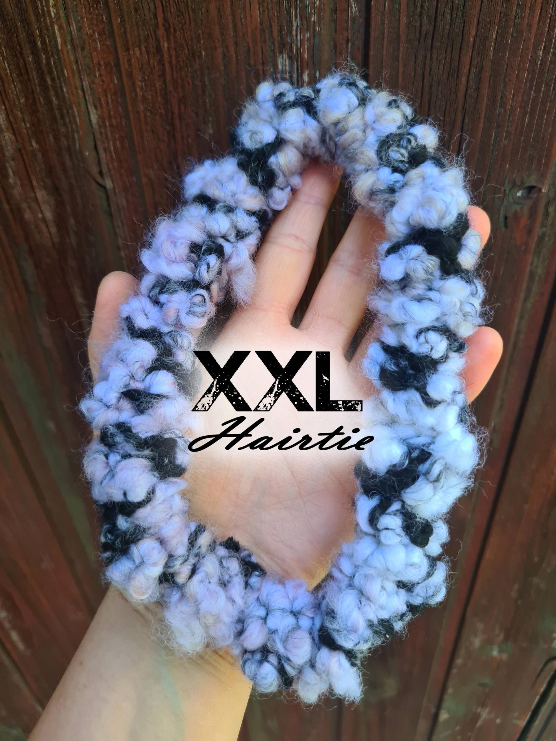 xxl Haargummi Für Dicke Haare Oder Dreadlocks Aus Wollgarn Pastell/Schwarz xxl Haargummi Für Dicke Haare Oder Dreadlocks Aus Wollgarn Pastell/Schwarz von DreadsByMagdalena