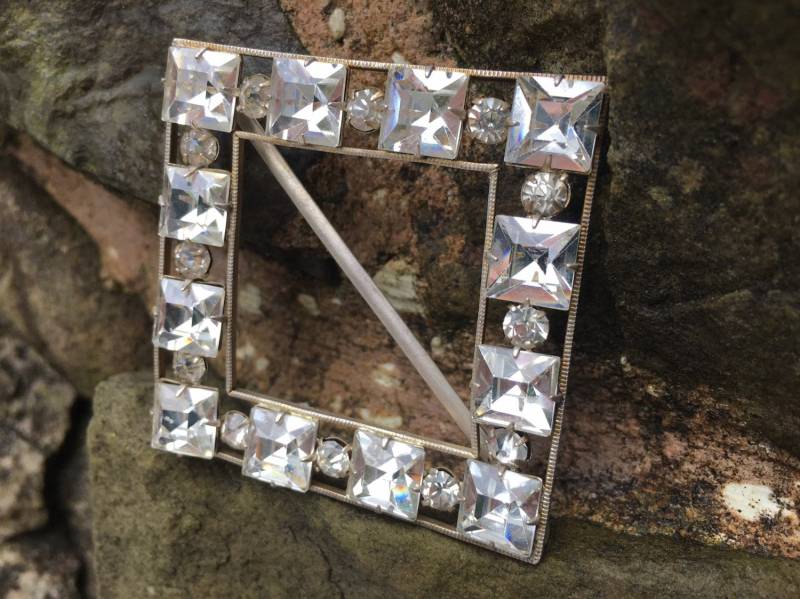 Vintage Schal Clip, Quadrat Mit Großen Stift Set Strass von DreamAVintage