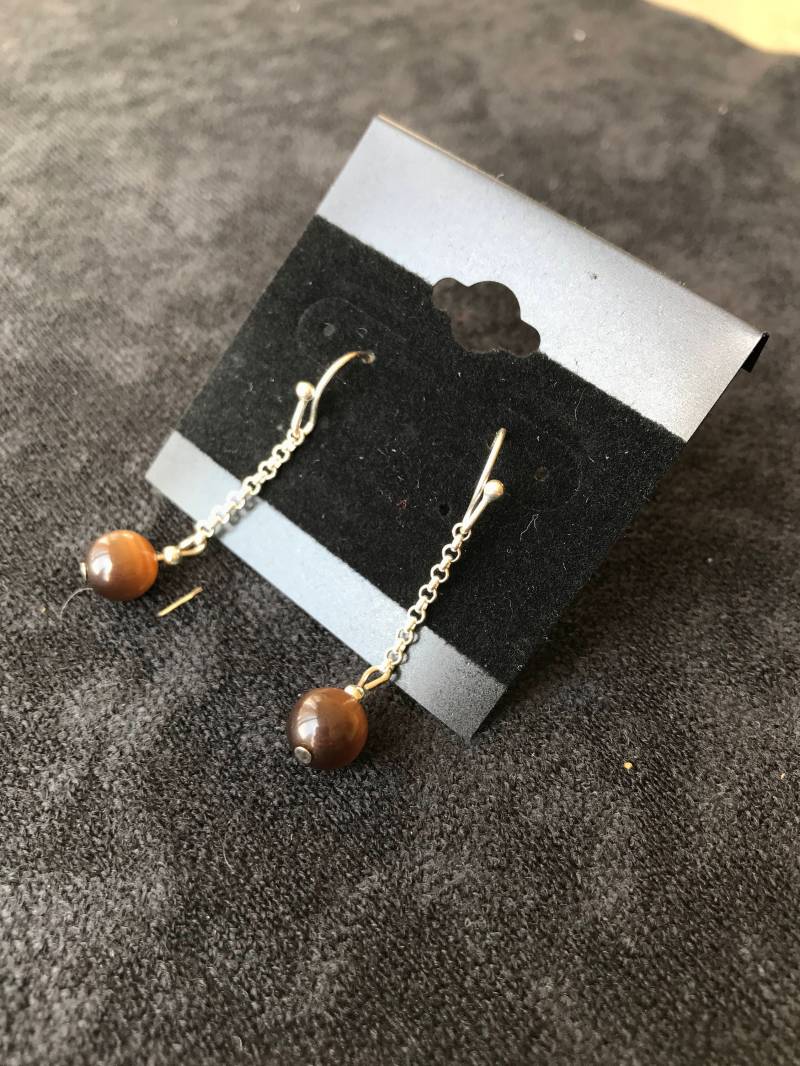 Braune Kugel Ohrringe von DreamCreateEnjoyArt