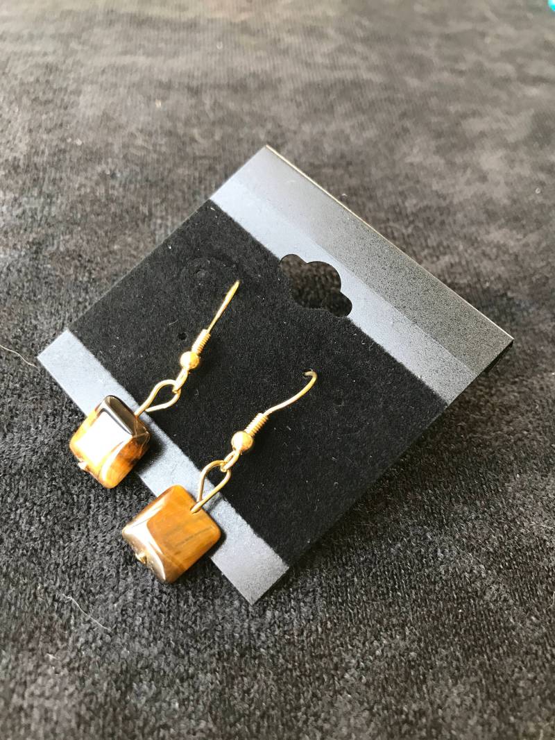 Braune Viereckige Ohrringe von DreamCreateEnjoyArt