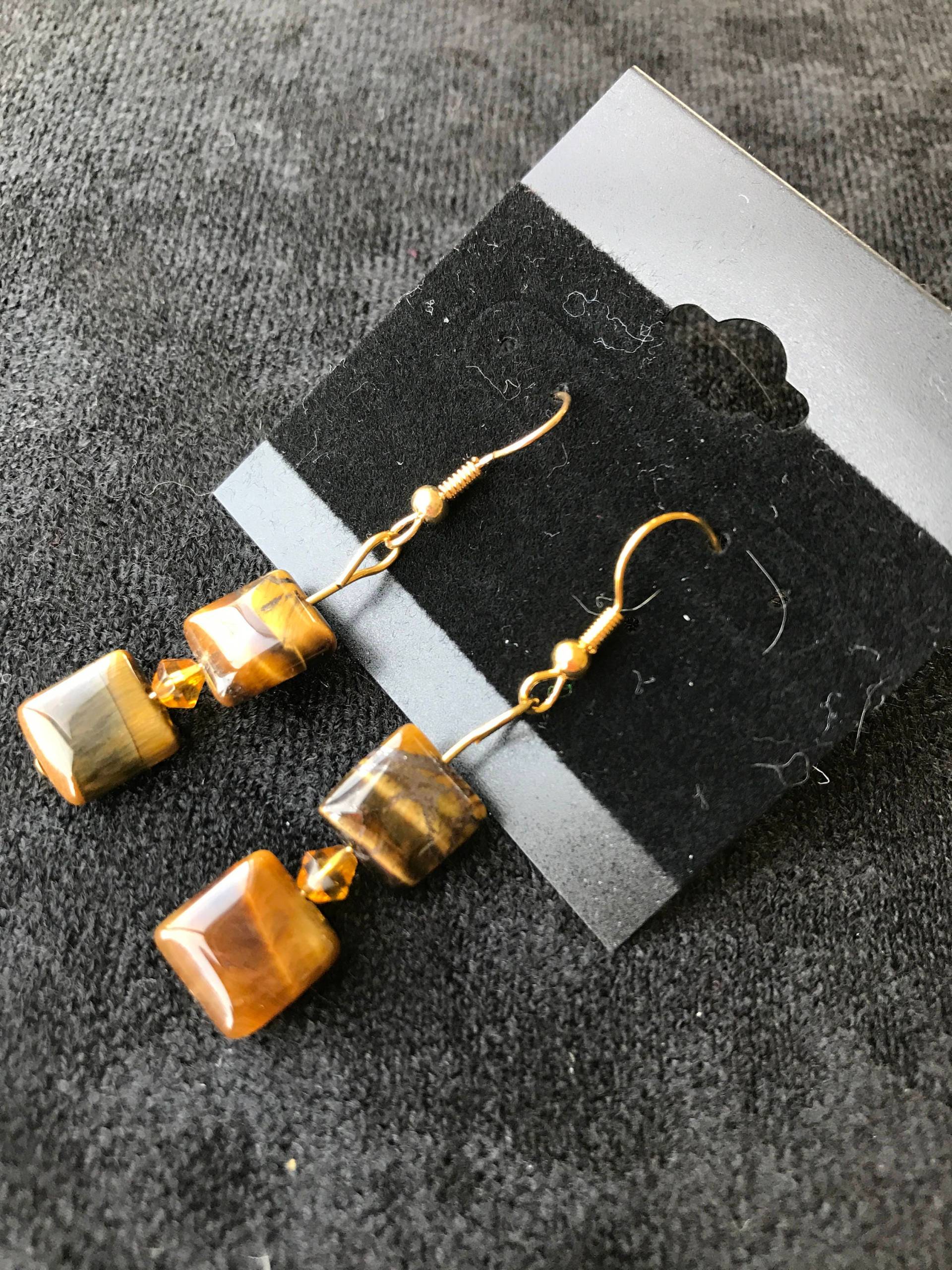 Brown Square Ohrringe von DreamCreateEnjoyArt