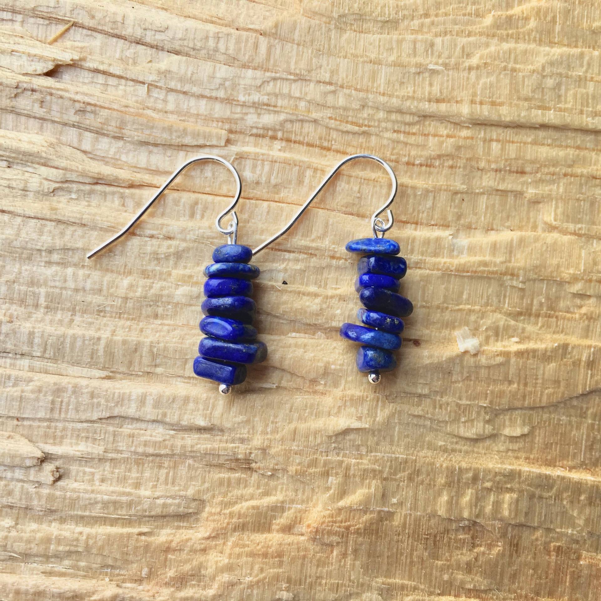 sterling Silber Ohrringe Mit Lapis Lazuli Chips sterling Silber Ohrringe Mit Lapis Lazuli Chips von DreamGardenStudio