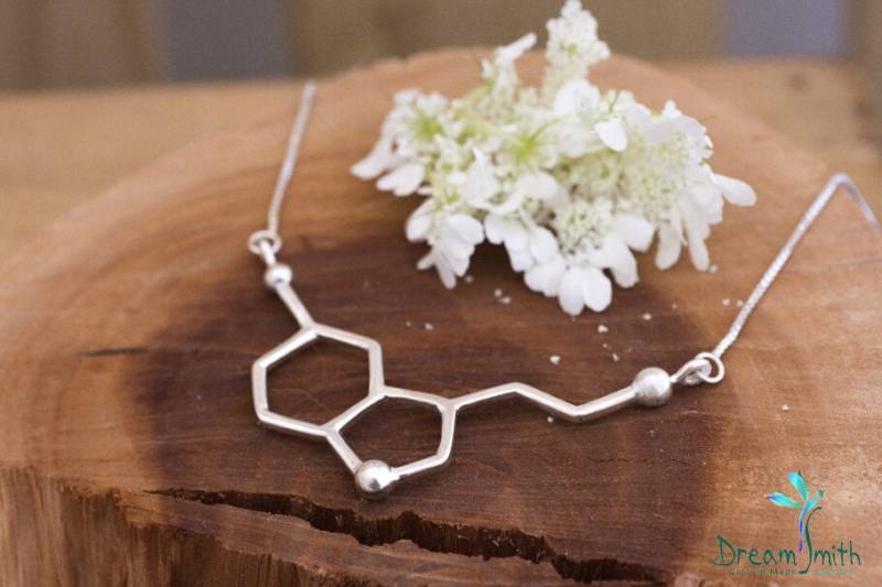 Große Sterling Silber Serotonin Halskette von DreamSmithJewelry