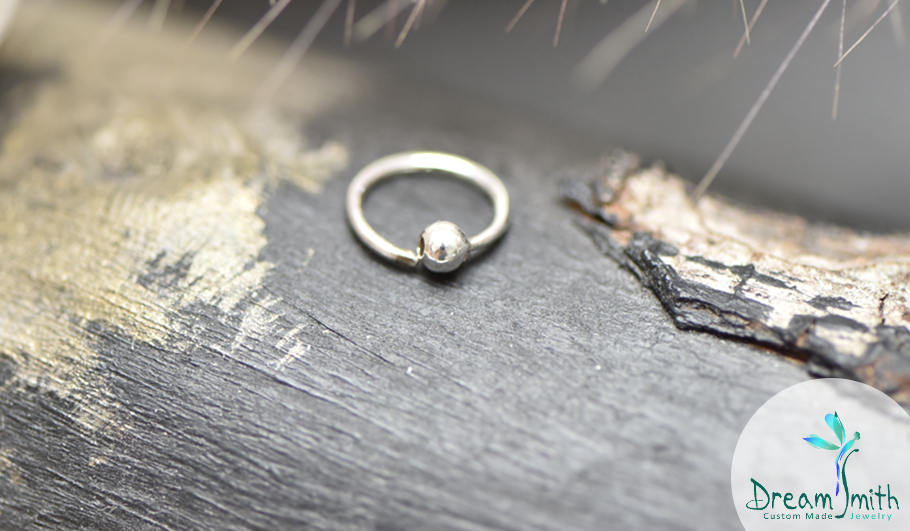 sterling Silber Nasen Oder Septum Ring Mit Kugel von DreamSmithJewelry