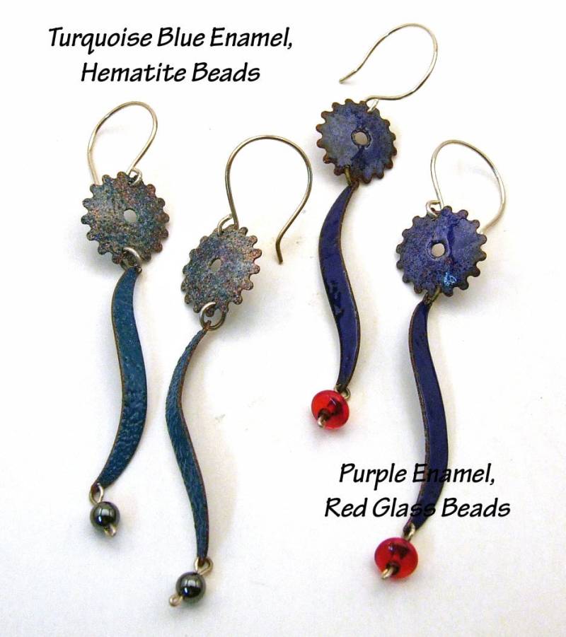 50 % Rabatt Sale - Kupfer Emaille Ohrringe Steampunk Lange Dangly Gear Türkis Blau Lila Rot Glas Hämatit Edelsteine von DreamSpiralArt