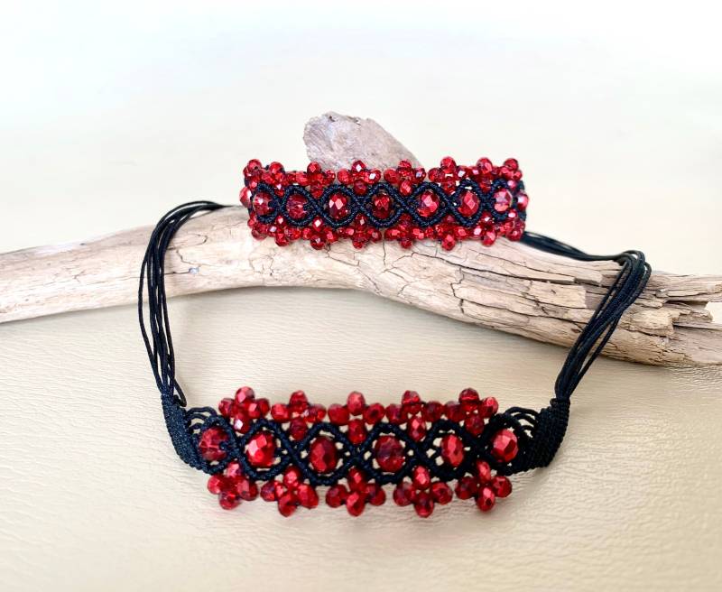 Geschenk Macrame Schmuckset Schwarz Rot, Armband Und Halskette, Makramee Schmuck, Handgemachte Unikate, Zu Weihnachten Für Frauen von DreamfulKnots