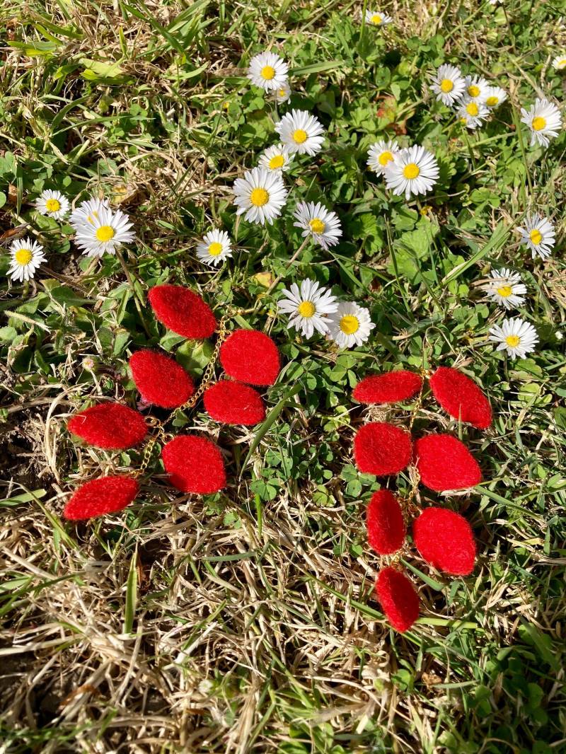 Rot Und Gold Blatt Ranke Handgemachte Ohrringe von DreamingHeathers