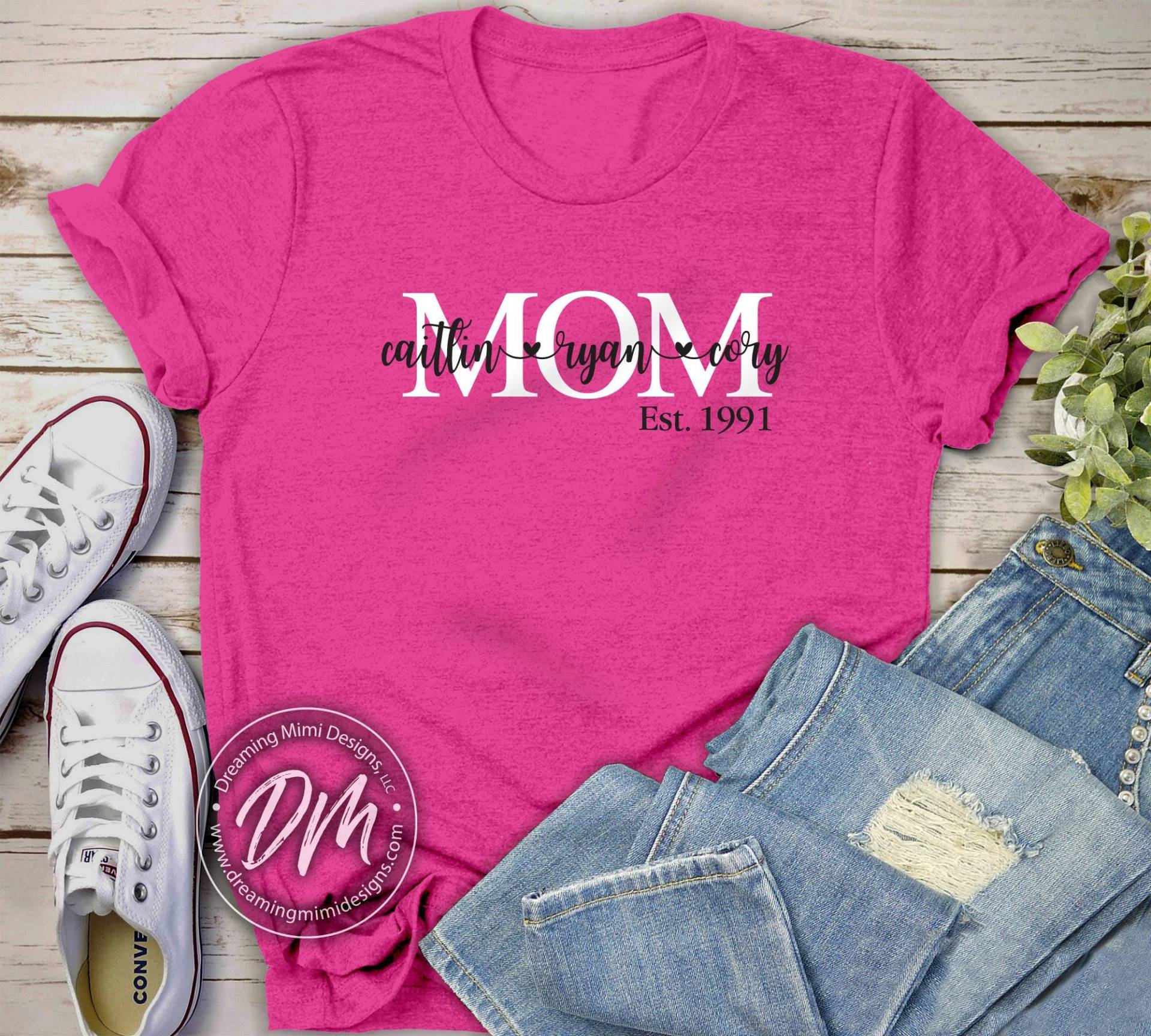 Mama, Mutter, Kindernamen, Gegründet, Jahr, Damen, Hemd, Personalisiert, Unisex-T-Shirt von DreamingMimiDesigns