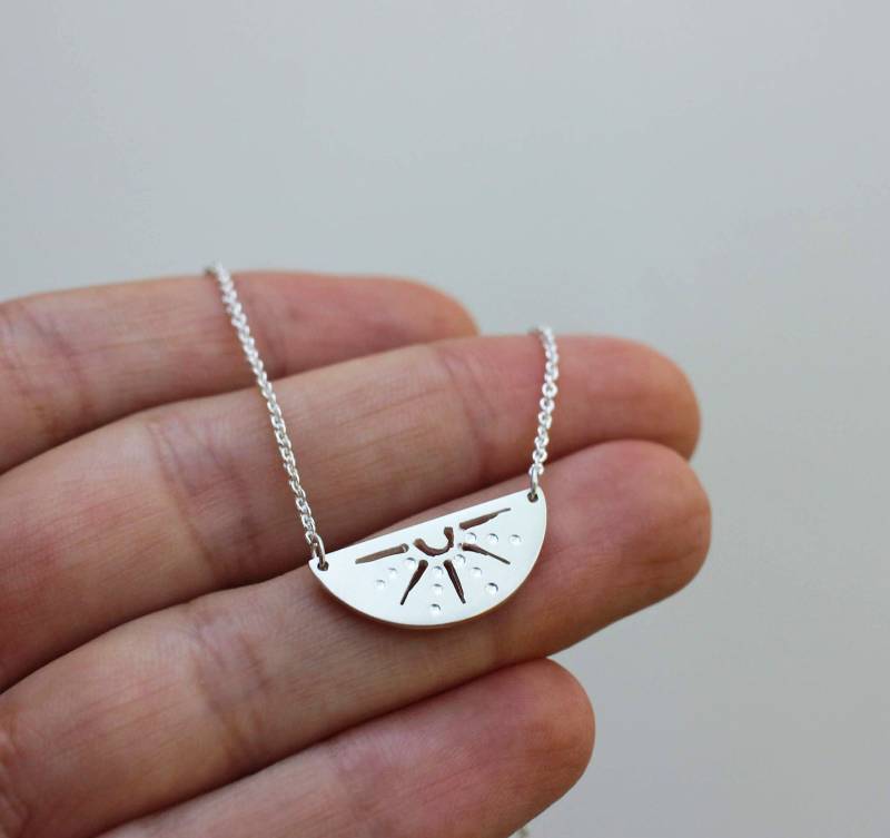 Walking On Sunshine Halskette - Silber Sonne Layering Celestial Halbkreis Unkonventionelle Beste Freunde von DreamingTreeCreation