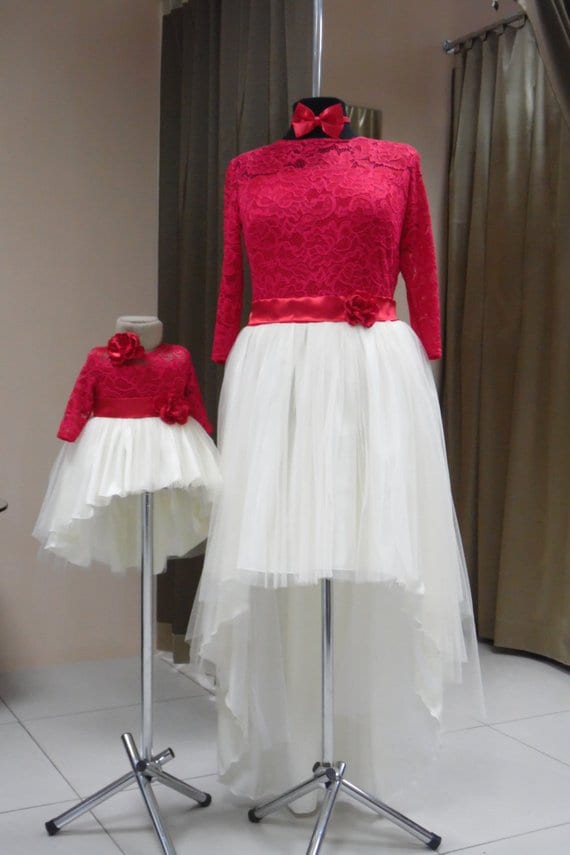 Rot Weiß Mutter Tochter Passendes Kleid, Passende Weihnachtskleider, Mama Und Ich Outfits, Ich, Outfits von DreamsDresses