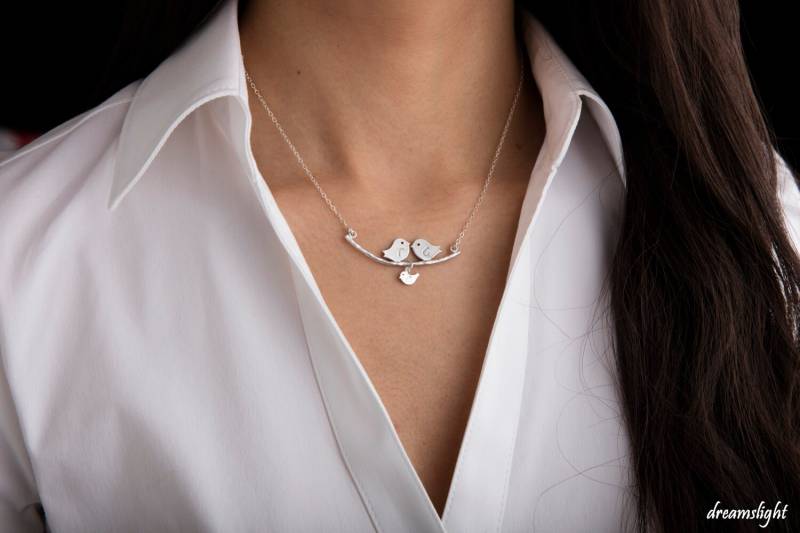 Entzückende Geschätzte Familie Halskette, Erste Muttertag Necklcae, Mutter Halskette lb205 von DreamsLight