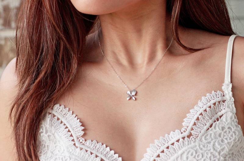 Orchidee Halskette, Zierliche Hochzeitsschmuck, Brautjungfer Geschenke, Mininal Schmuck To205-34 von DreamsLight