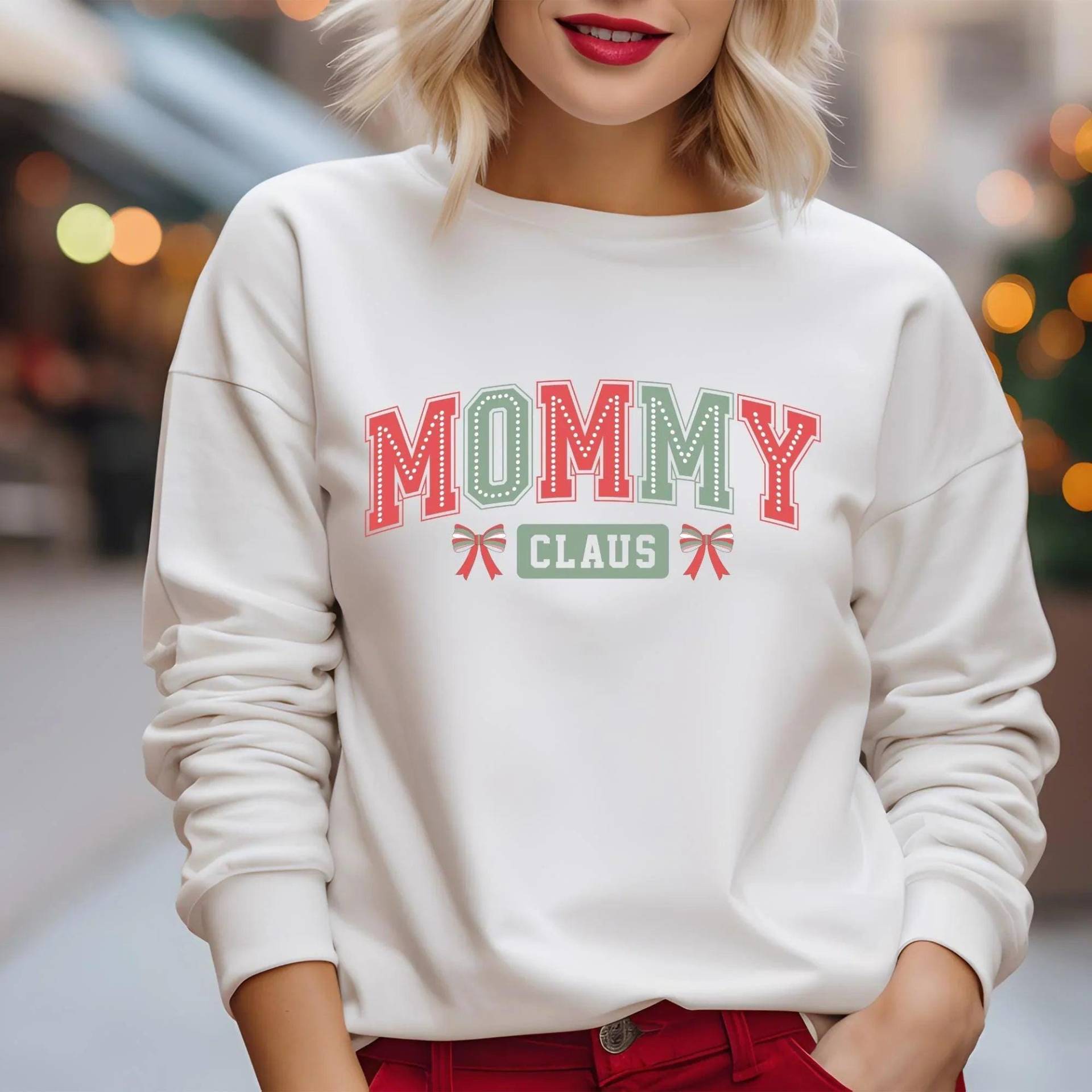 Mommy Claus Sweatshirt | Weihnachtspullover Für Mama Familien Look Weihnachten Geschenk Mütter Christmas Shirt Damen von DreamyDesignPrint