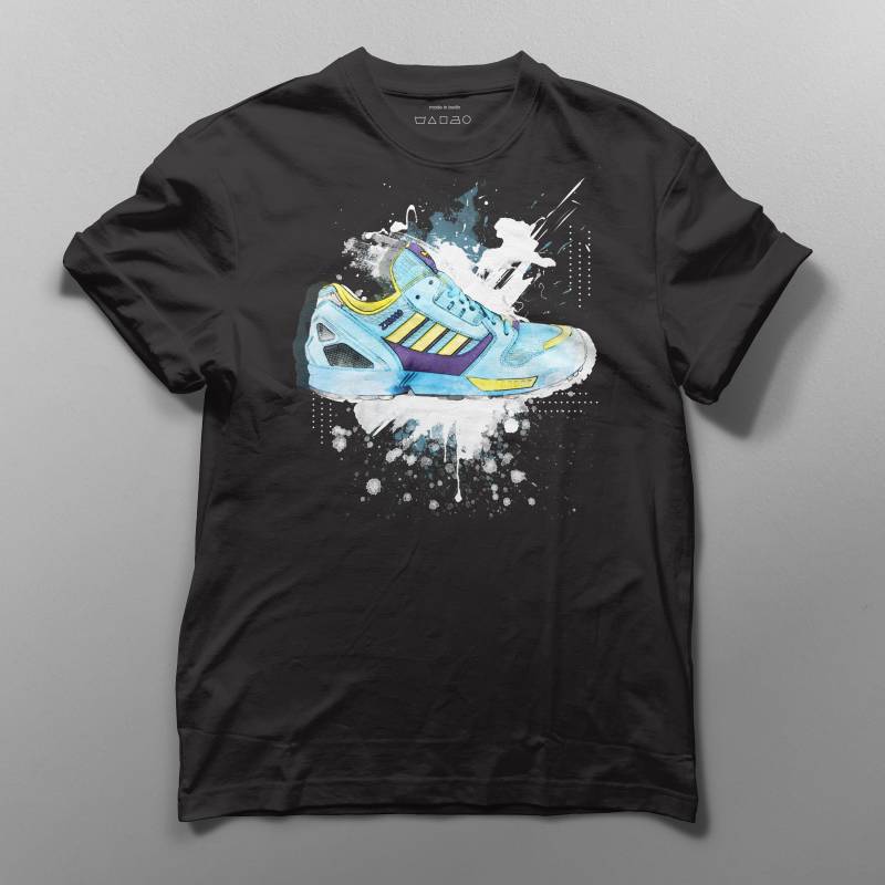 Sneaker T-Shirt Handgezeichnet - Unikat Art Unisex I Perfect Hypebeast Sneakerhead Geschenk Zx8000 Zx7000 Zx9000 Sneaker T-Shirt Handgezeichnet - Unikat Art Unisex I Perfect Hypebeast Sneakerhead Geschenk Zx8000 Zx7000 Zx9000 von Dreckspatz