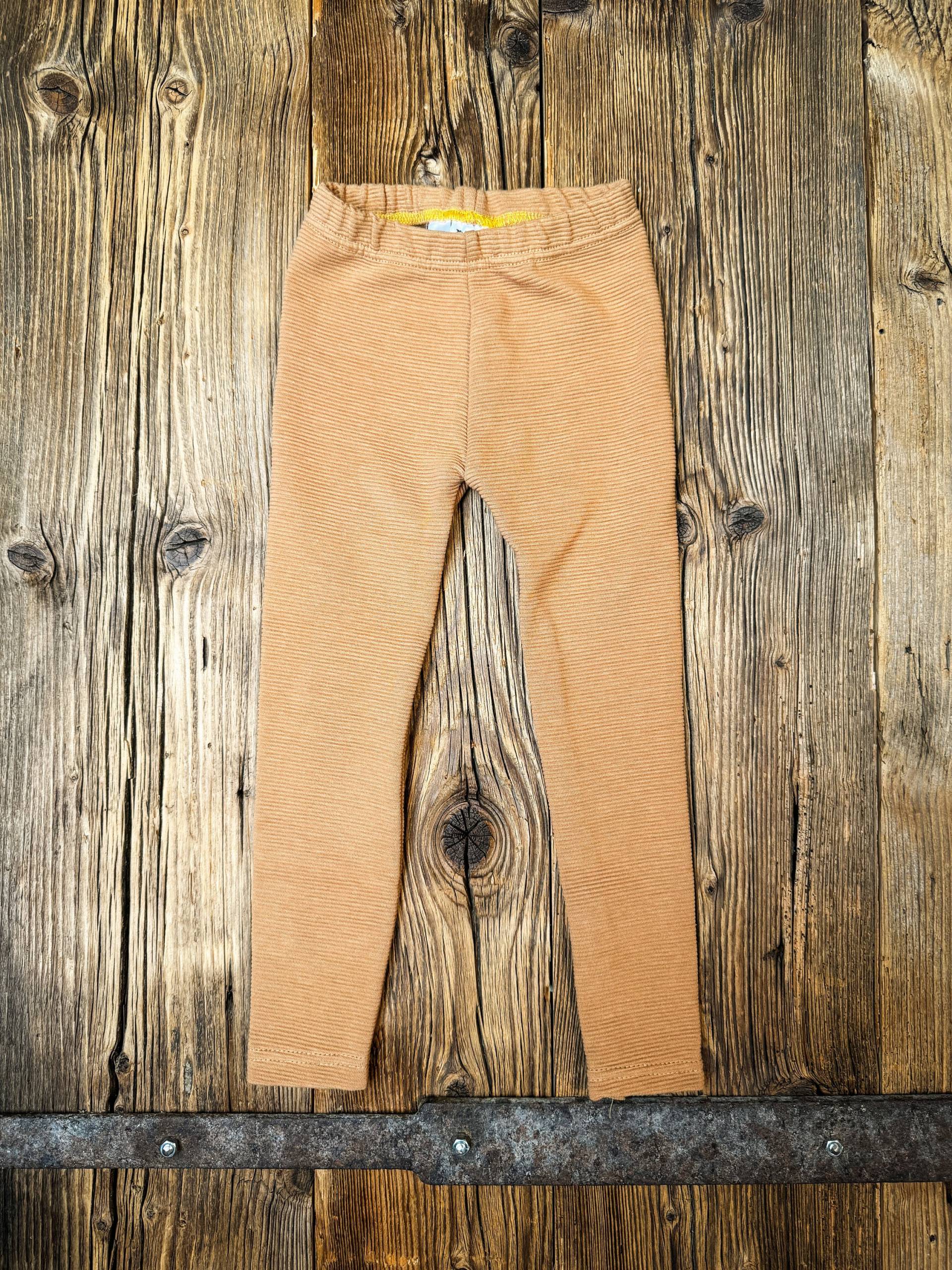 Leggins Aus Ripp Jersey in Ocker Für Mädchen Und Jungen von DreckspatzShop