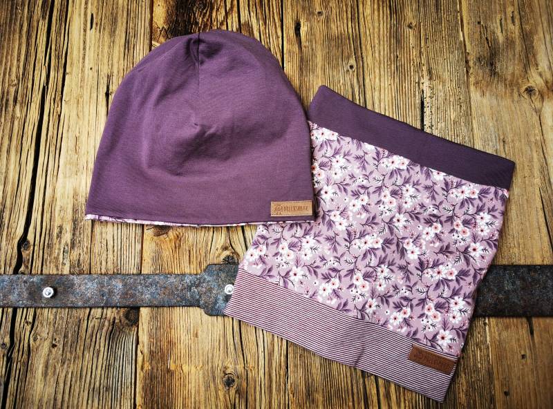 Set Aus Beanie Und Loop Malve Rosa Blumen Für Mädchen von DreckspatzShop