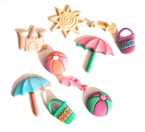 Die Sommerspaß-Kollektion 2025 von Dress It Up Buttons and Embellishments – 10 Stück – am Strand von Dress It Up
