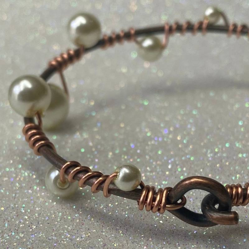 Armband Mit Perlen in Kupfer, Rosegold Armband Mit Perlen in Kupfer, Rosegold von DrewSinclair