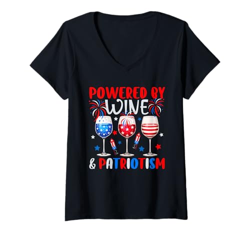 Damen Powered By Wine & Patriotism 4th Of July US Flag Drinker T-Shirt mit V-Ausschnitt Damen Powered By Wine & Patriotism 4th Of July US Flag Drinker T-Shirt mit V-Ausschnitt von Drinking Wine 4th Of July Costume