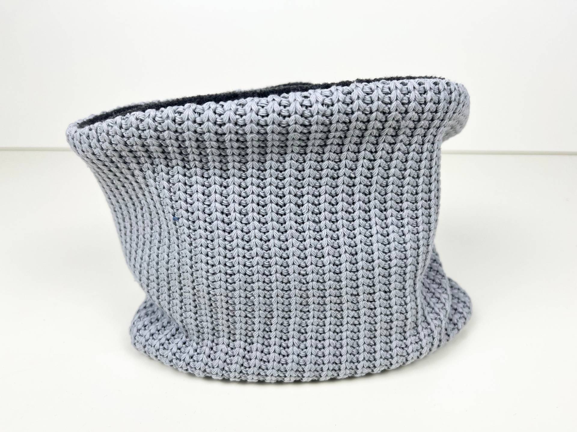 Schal Mit Verschluss "strick+Fleece', Hellgrau von DropsPumpkin