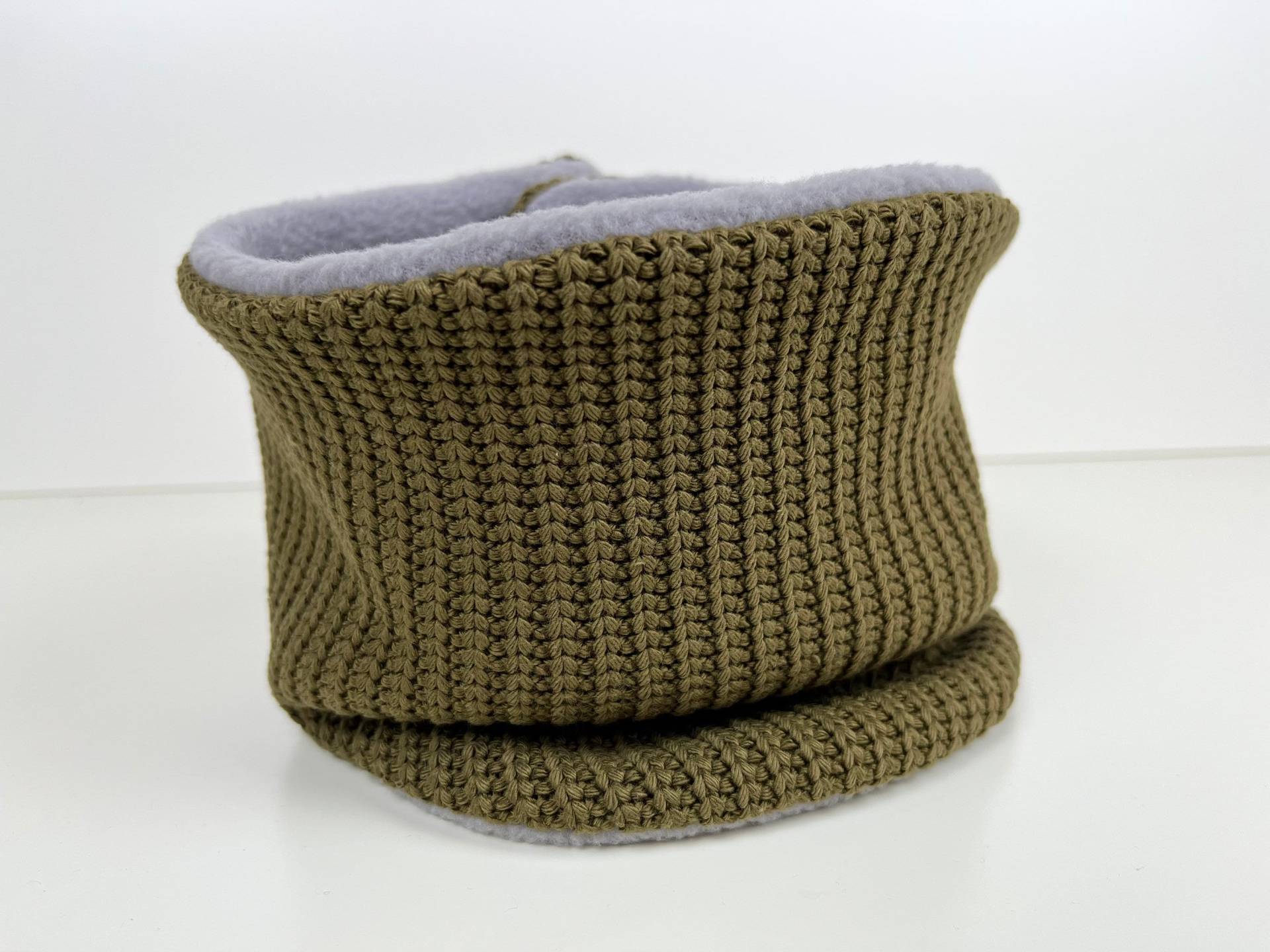 Schal Mit Verschluss "strick+Fleece', Oliv von DropsPumpkin