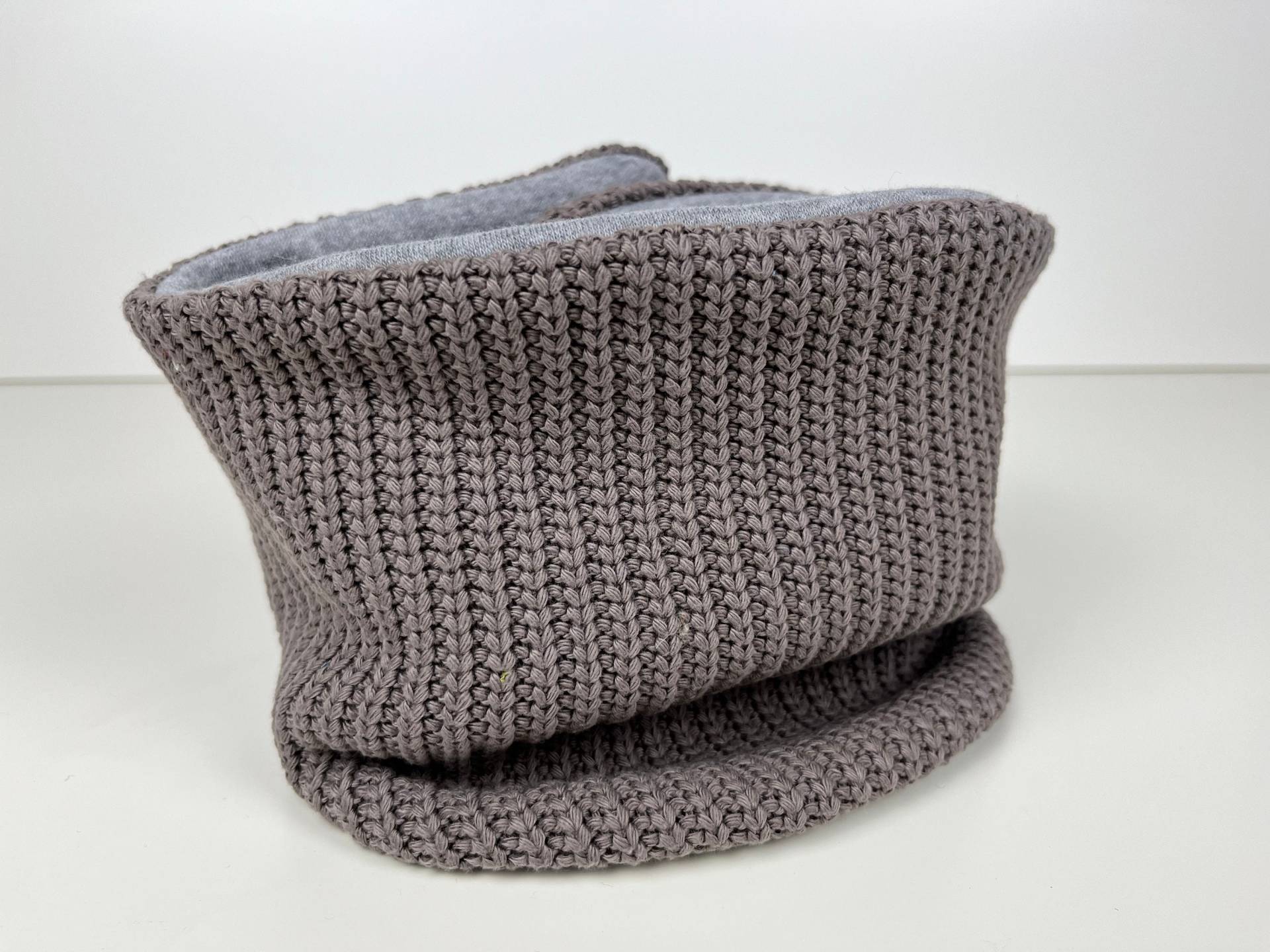 Schal Mit Verschluss "strick+Sweat' Taupe von DropsPumpkin