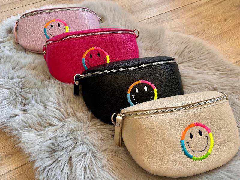 Gürteltasche "Smile" | Bauchtasche von DruckFrischMnfktr