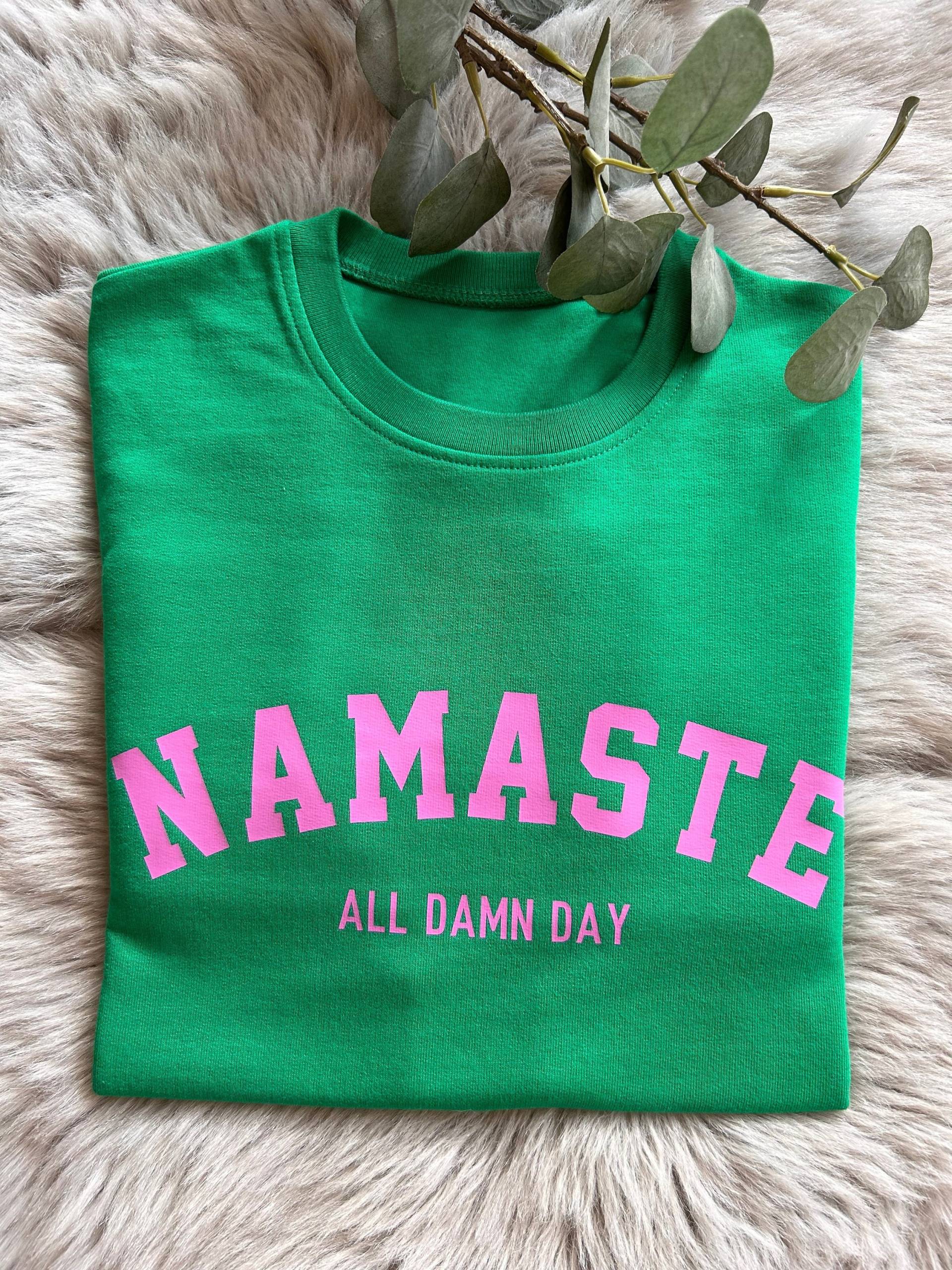 Sweatshirt „Namaste" | Sommer Yoga von DruckFrischMnfktr
