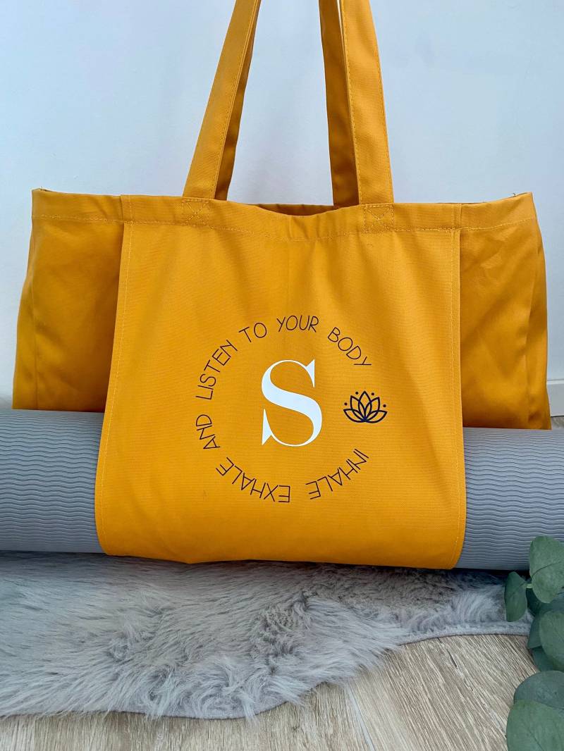 Yoga-Tasche | Inhale Exhale Personalsiert Mit Mattenfach von DruckFrischMnfktr