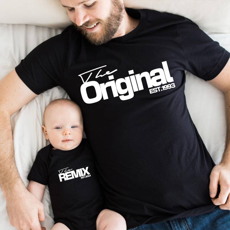The Original Remix | Geburtstagsshirt Vatertag Geschenk Papa Shirt Personalisiert Geburt T-Shirt Vater Sohn Baby von WirMachenFreude