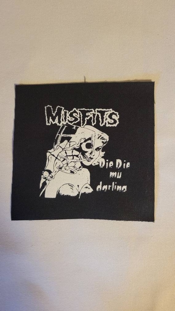 Misfits Die My Darling Aufnäher von DrunksWithaPress