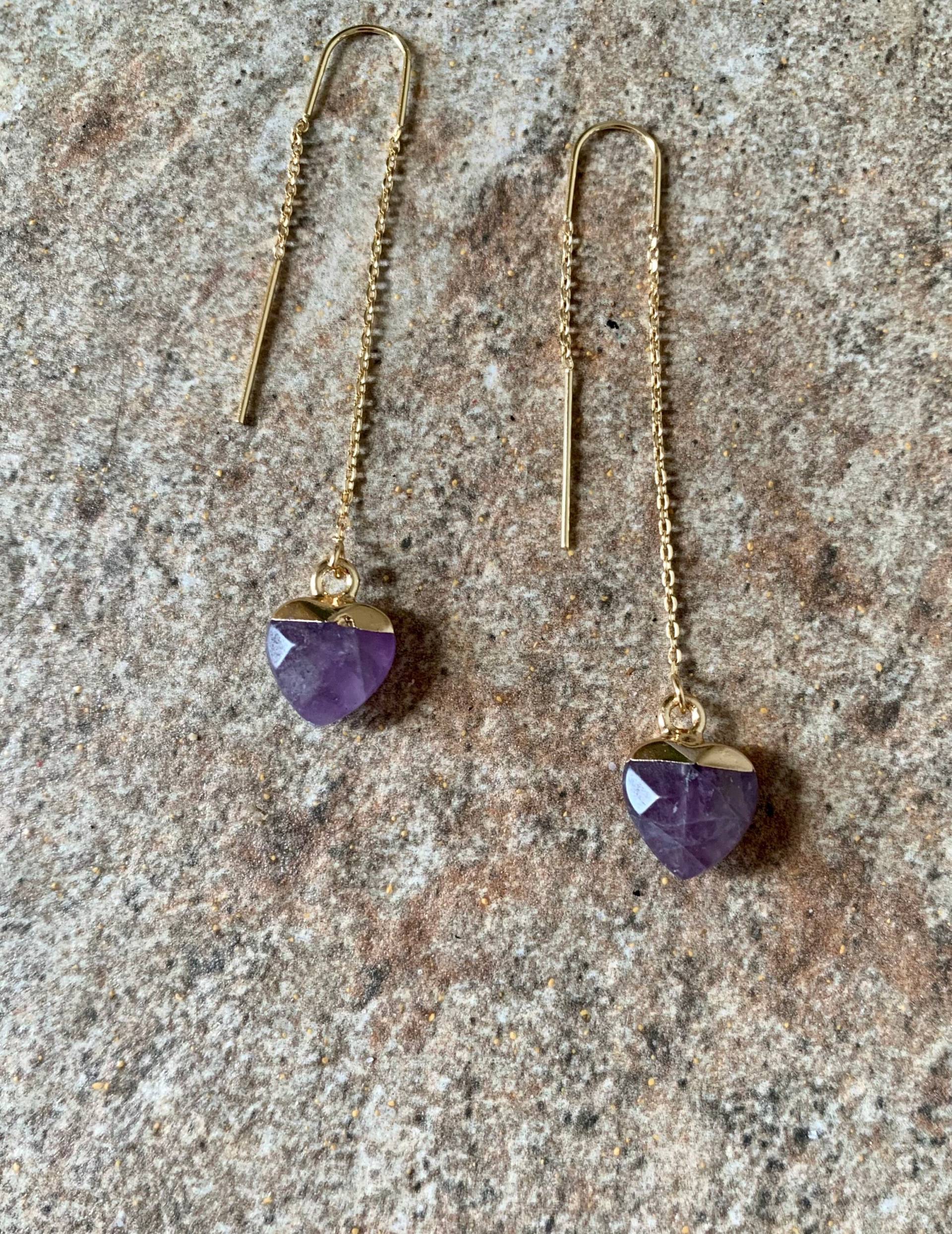 Facettierte Amethyst Herz Ohrringe, Goldfaden von DruzyRocksBoutique