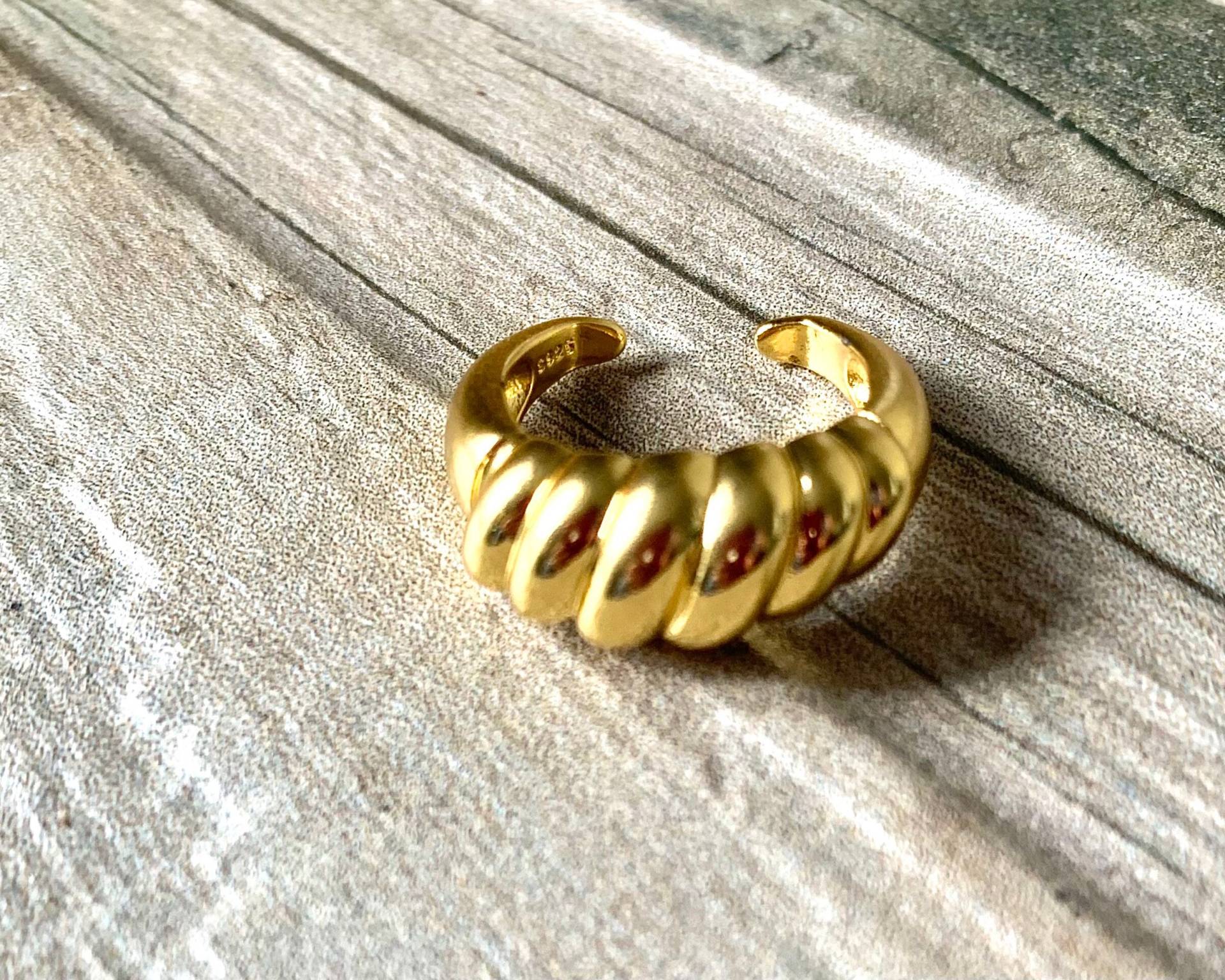 Gold Croissant Ring von DruzyRocksBoutique