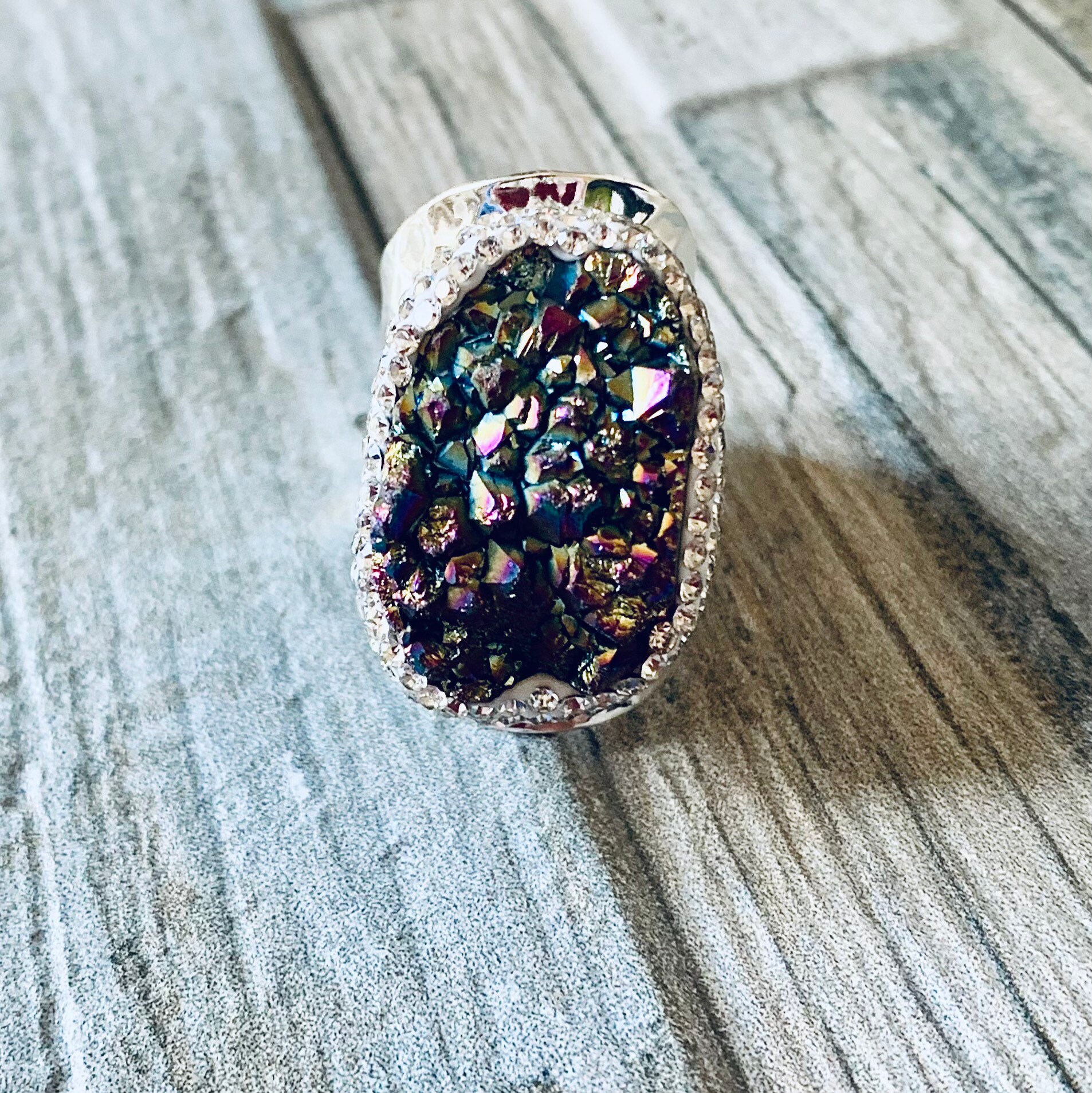 Regenbogen Druzy Silber Manschettenring von DruzyRocksBoutique